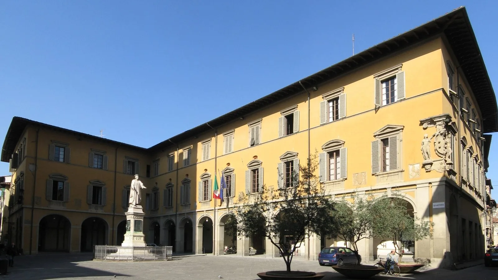 Oasis Apartment — Appartamenti con vasca idromassaggio e parcheggio a Prato, 